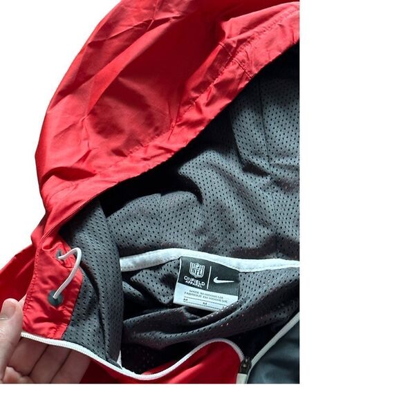 Nike On field apparel New England Patriots jacket. M - Picture 11 of 11